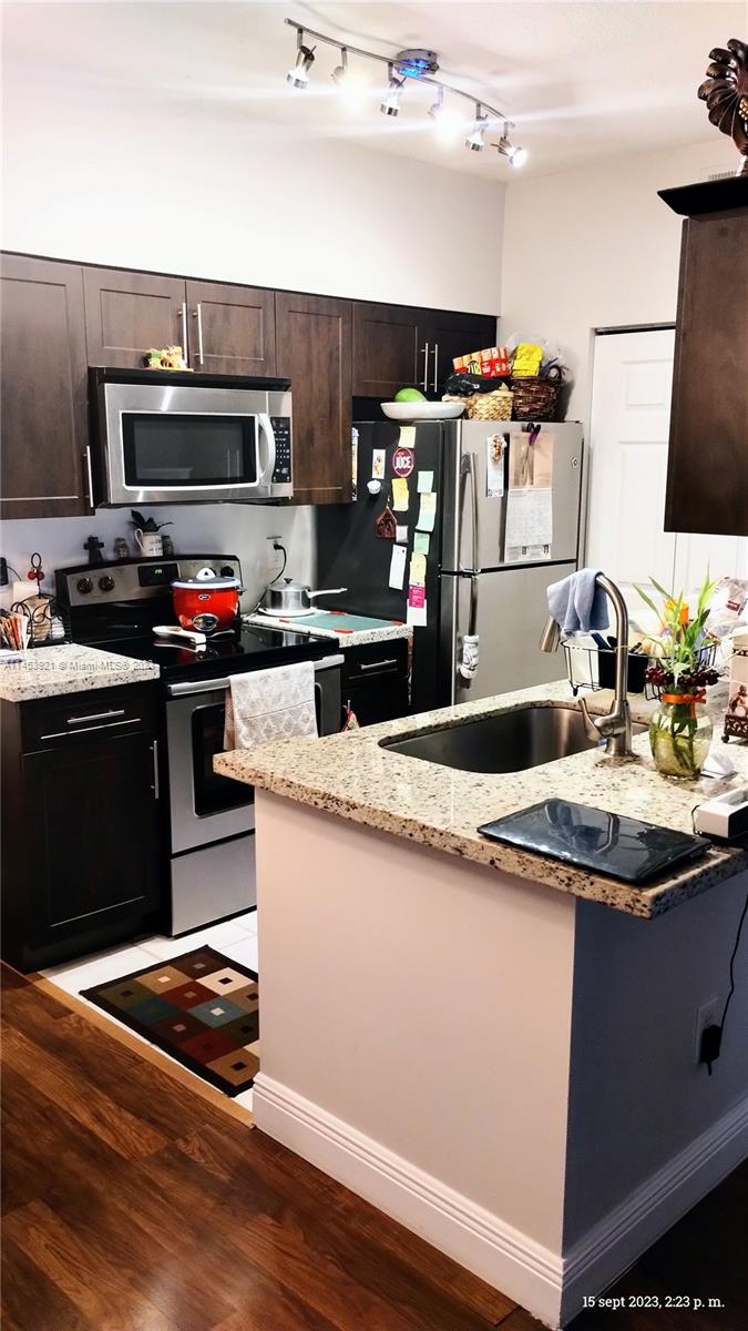 Photo of 10318 S Fox Trail Rd S #401, Royal Palm Beach, FL 33411 (MLS # A11453921)