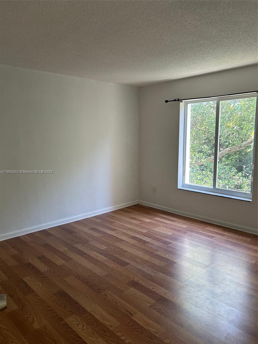 2201 Brickell Ave 69