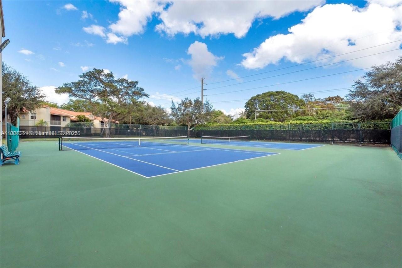 ROYAL POINCIANA CONDO - Residential Lease