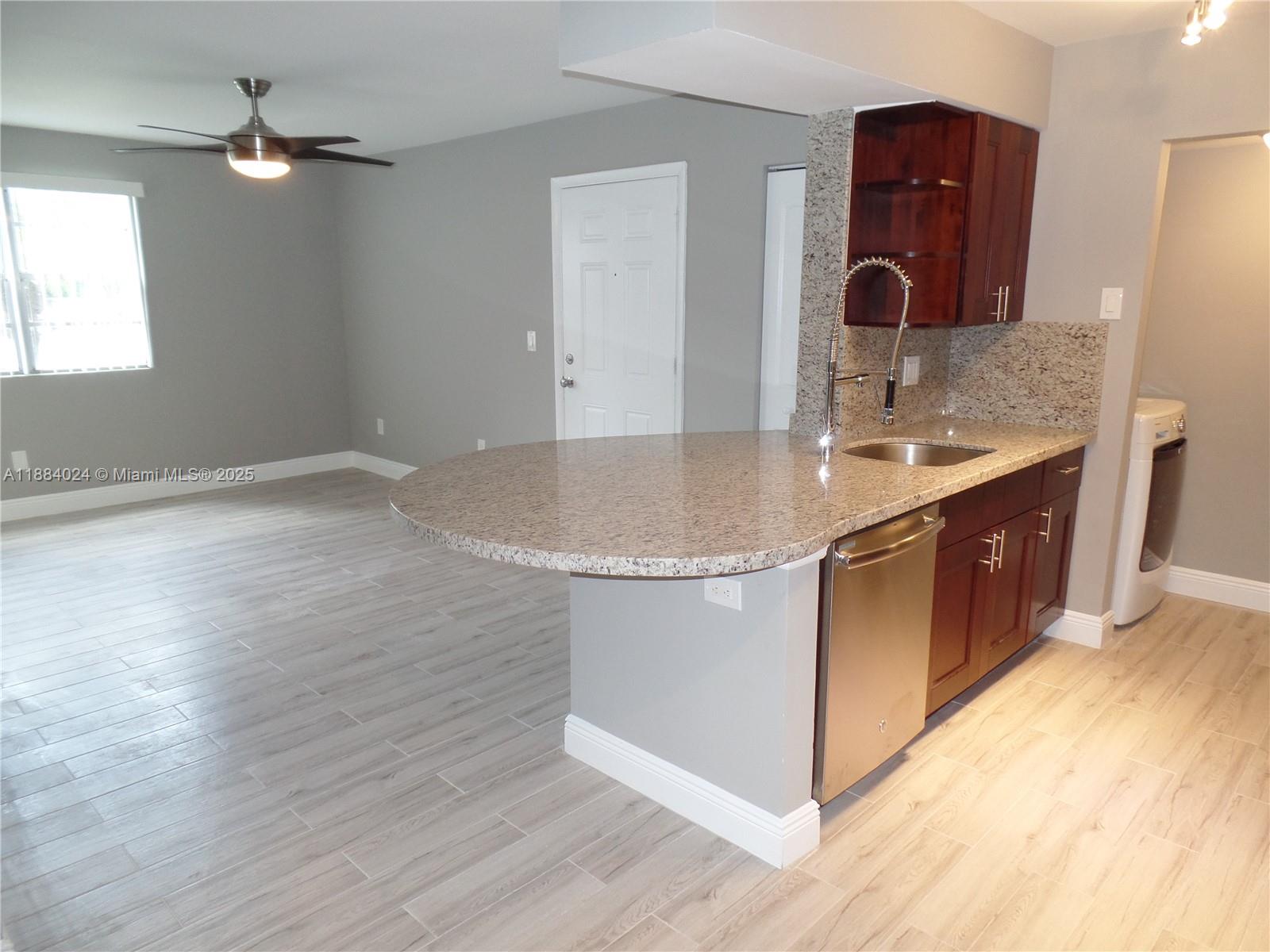 ROYAL POINCIANA CONDO - Residential Lease