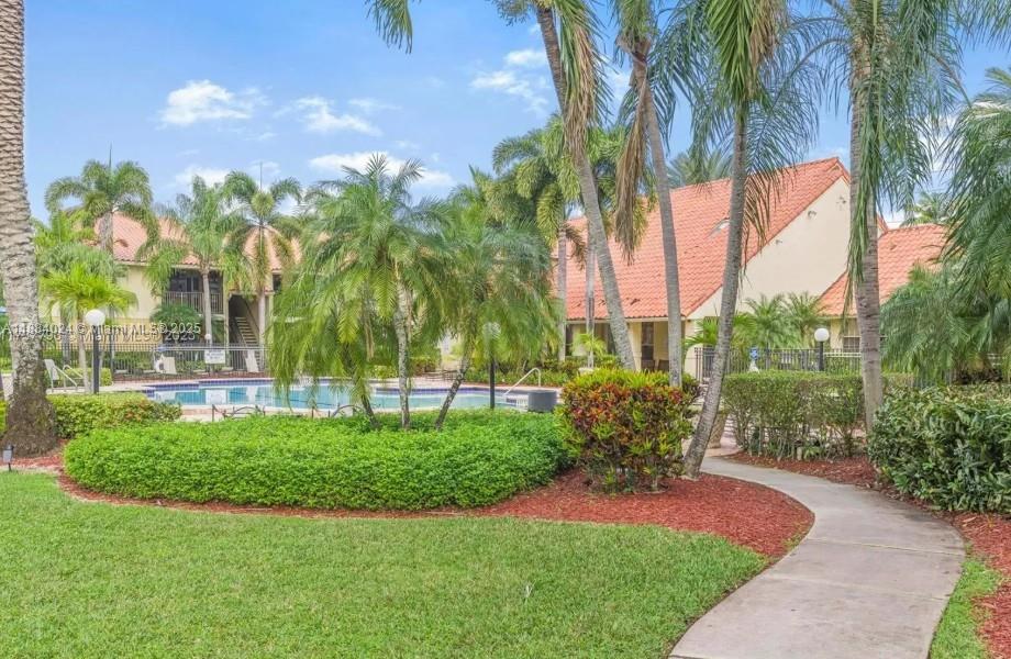 ROYAL POINCIANA CONDO - Residential Lease