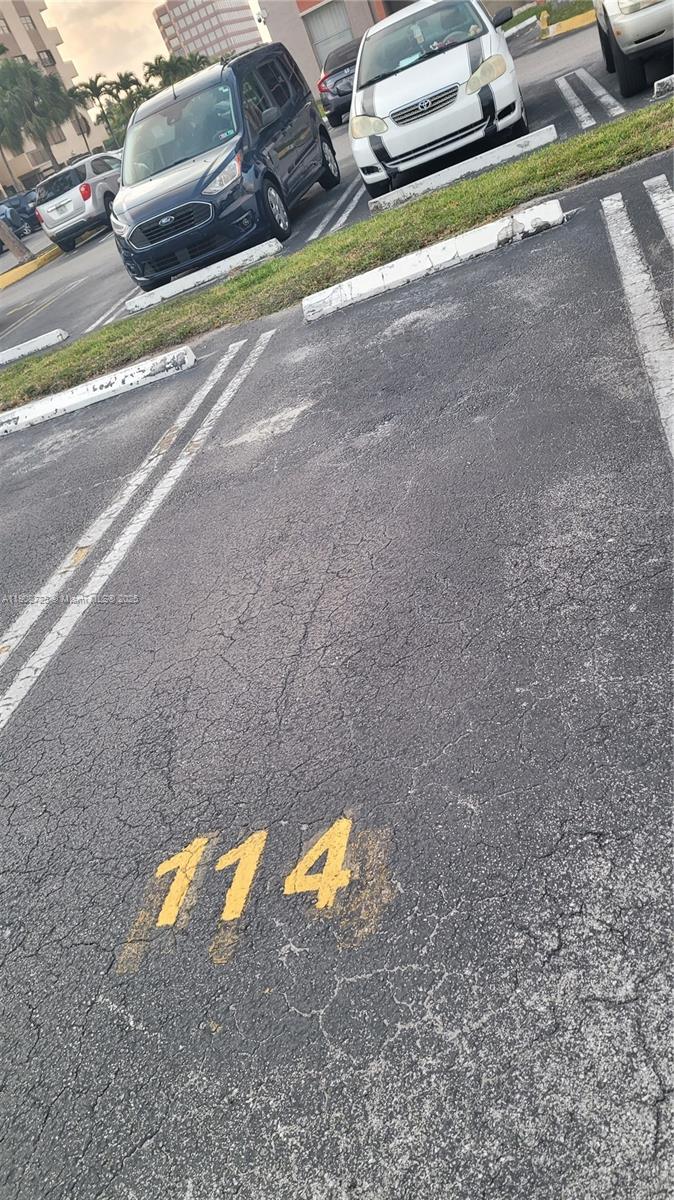 EL CID CONDO - Residential