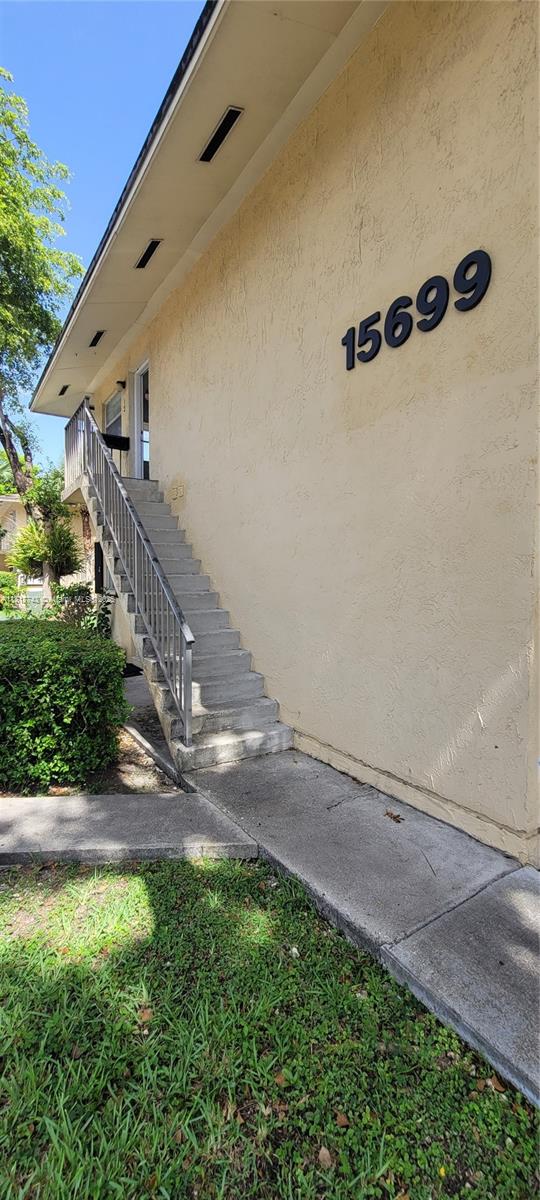 15699 Sw 73rd Cir Ter 1-2, Miami, Broward County, Florida - 2 Bedrooms  
2 Bathrooms - 