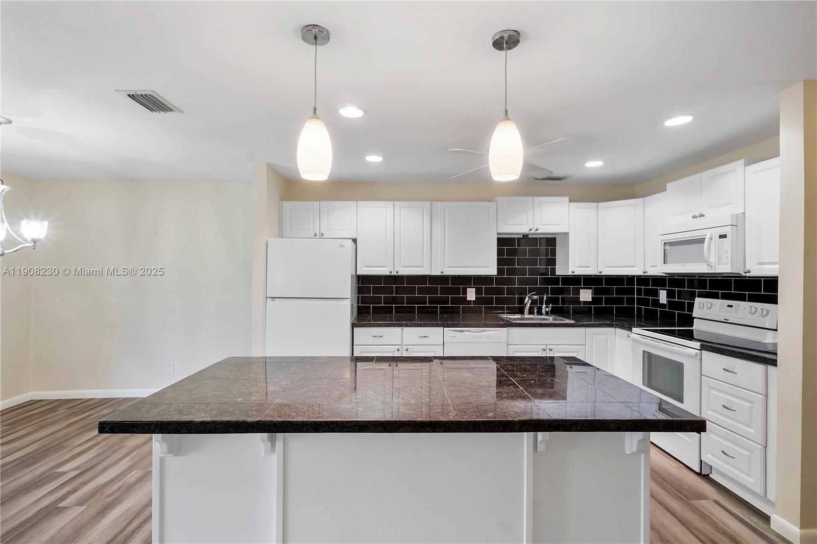 LAUDERDALE WEST CONDO NO - Residential