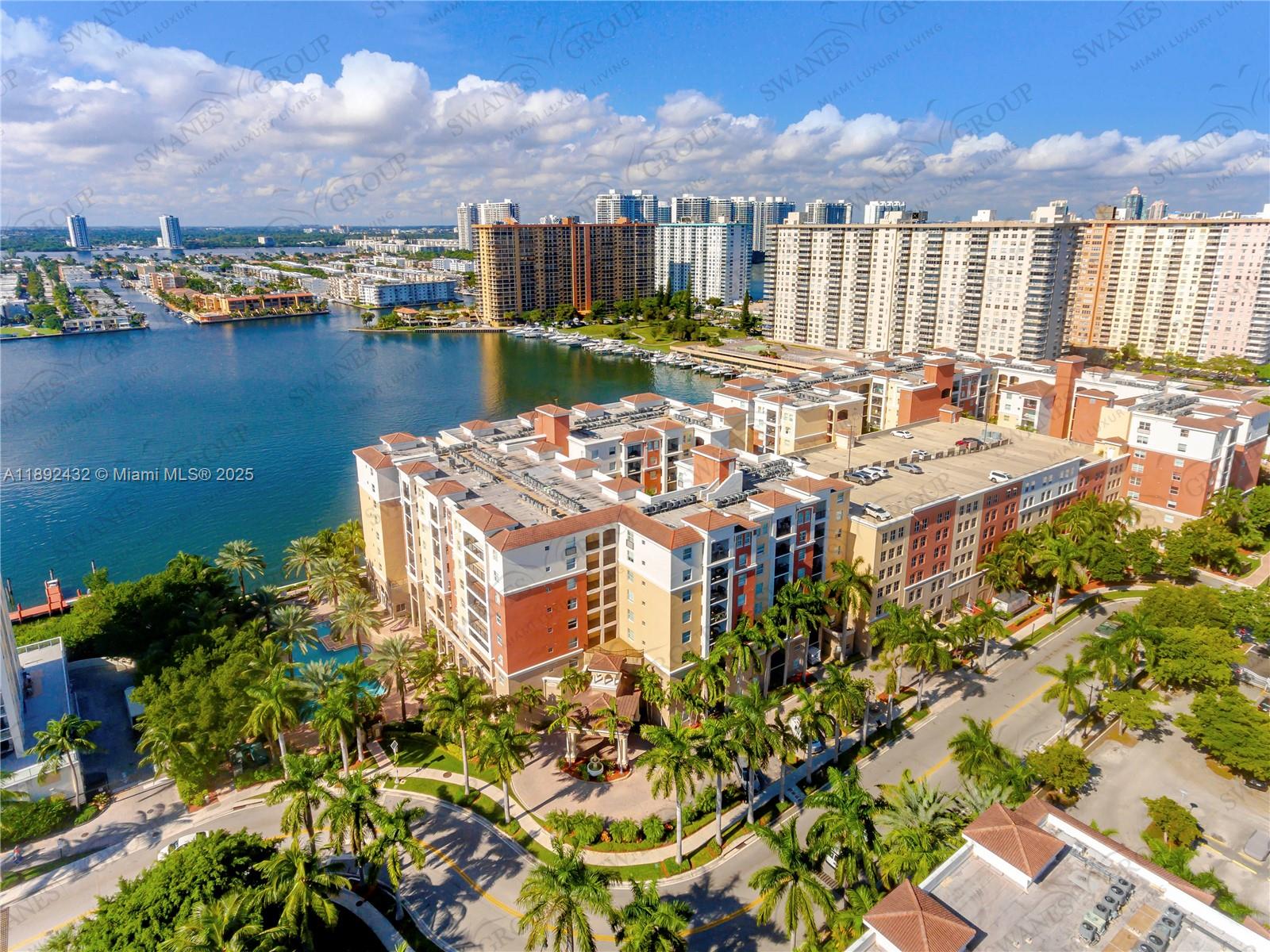 PORTO BELLAGIO CONDO - Residential