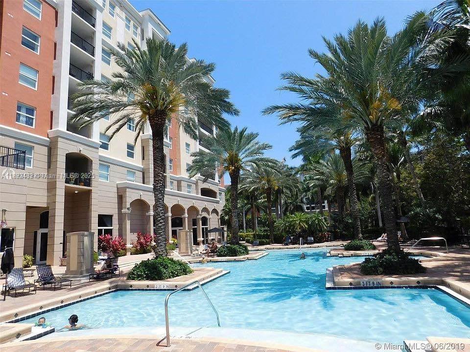 PORTO BELLAGIO CONDO - Residential
