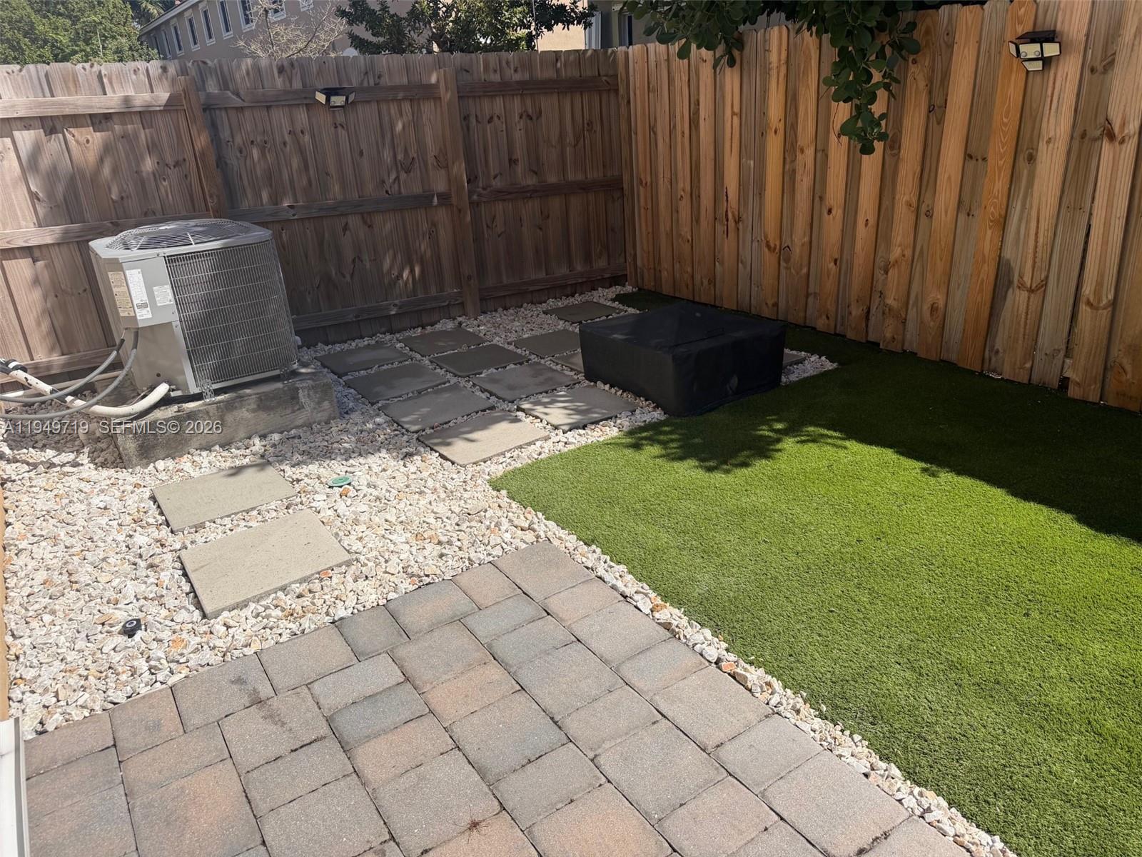 TOWNS AT SEASCAPE - Residential