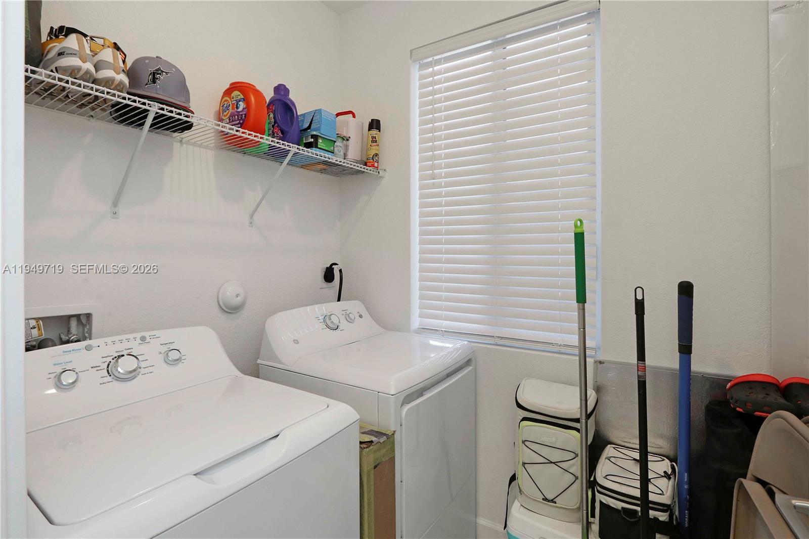 TOWNS AT SEASCAPE - Residential