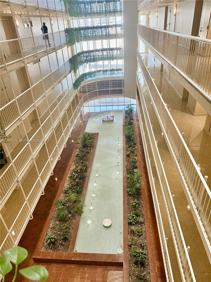 VENETIA CONDO - Residential Lease