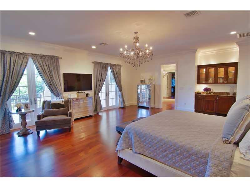 ROBERTA ENTERPRISES - Residential