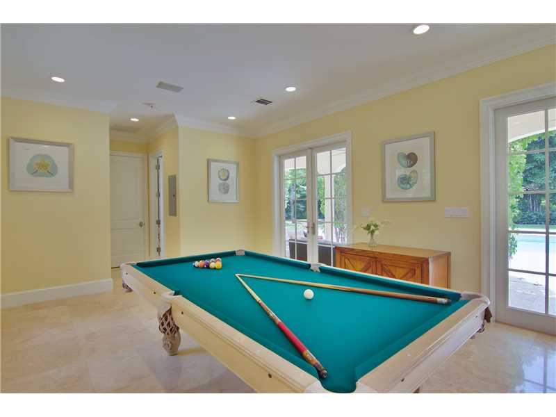 ROBERTA ENTERPRISES - Residential