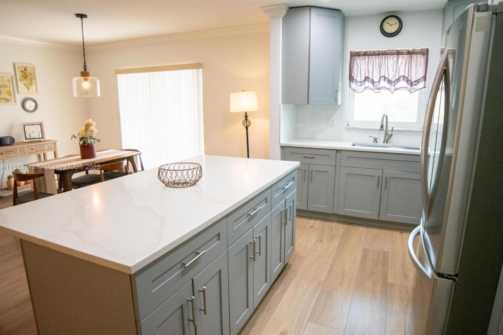 Stunning, light-filled, and fully upgraded 1 /1.5 featuring a brand-new kitchen with sleek appliances, modern cabinets, and elegant quartz countertops. Recently painted and move-in ready. Rent includes basic cable and a dedicated storage unit. Conveniently located just steps from the laundry room. All-ages community with a sparkling swimming pool. Don’t miss the chance to make this beautiful home yours—schedule a visit today!