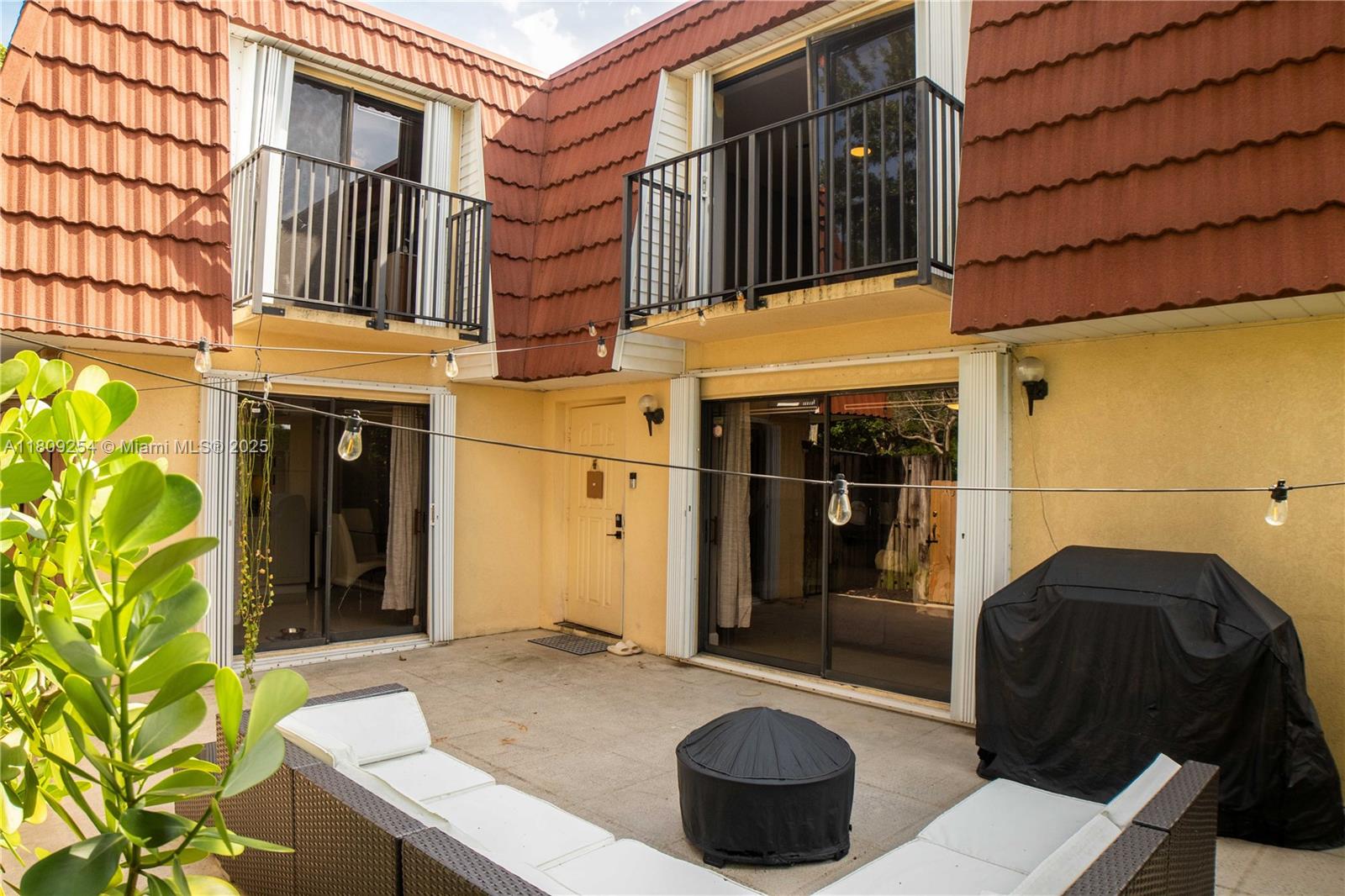 726 NW 98th Cir