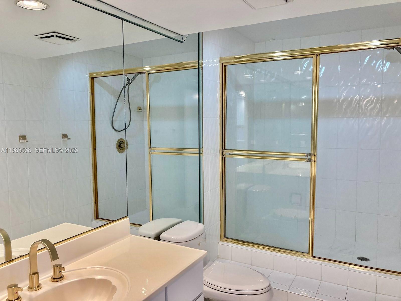 CLUB ATLANTIS CONDO - Residential Lease