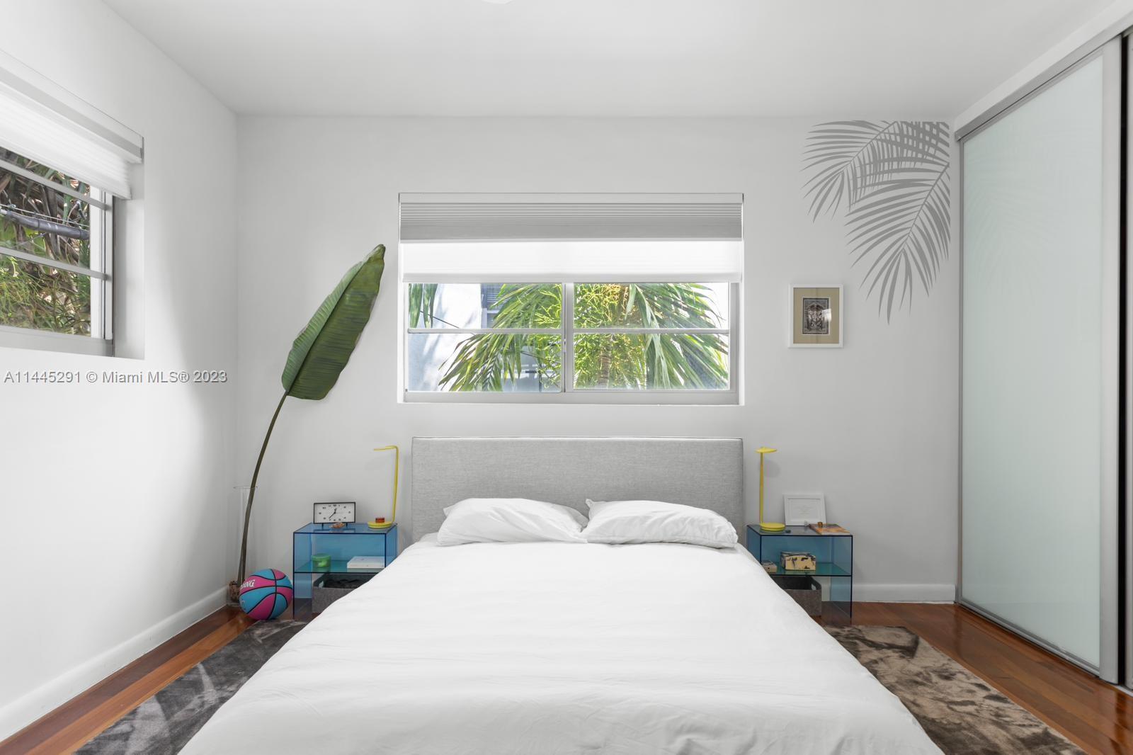 ETRURIA CONDO - Residential Lease