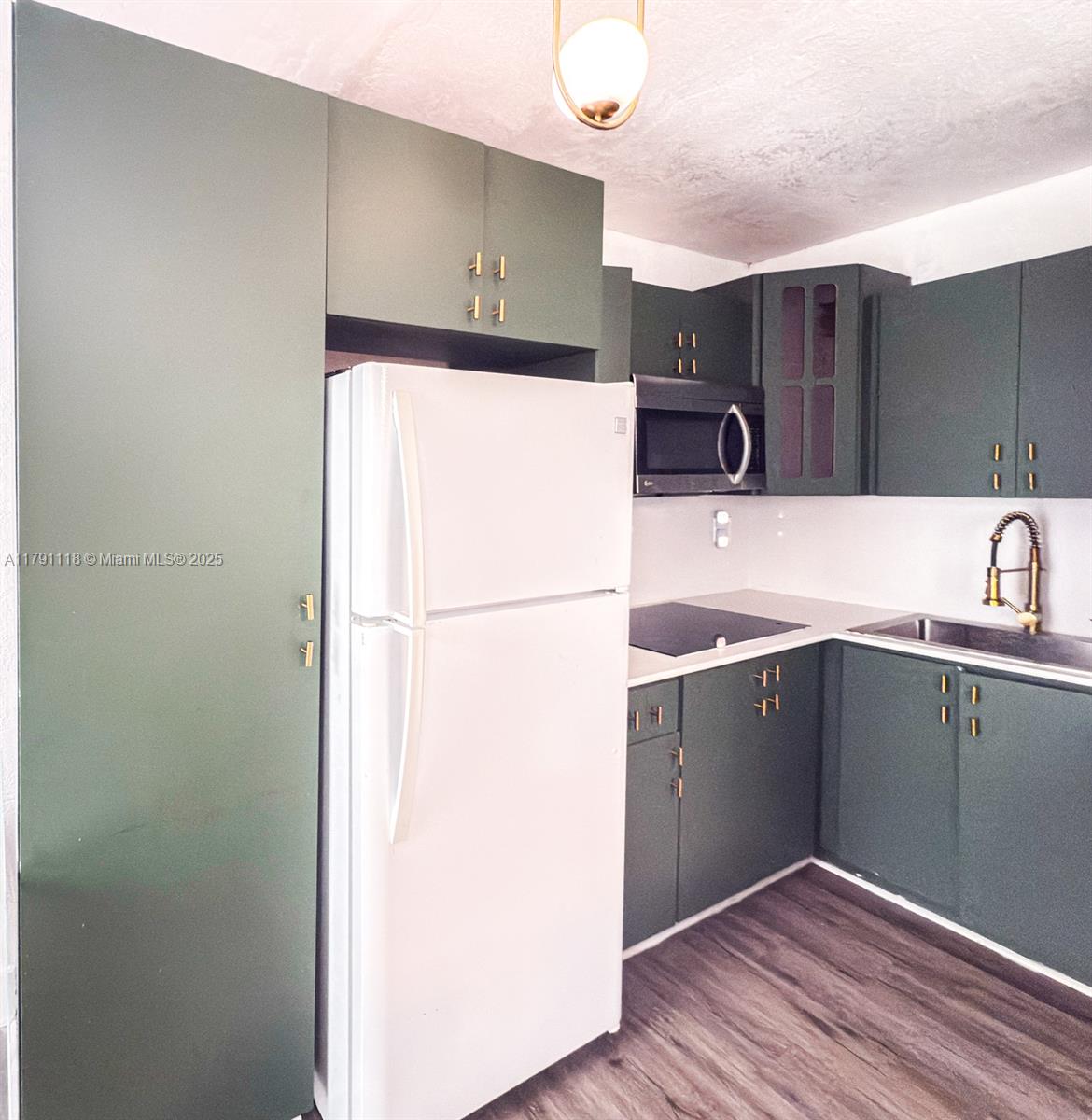 View photos, virtual tours, details... 7928 Harding Ave 2