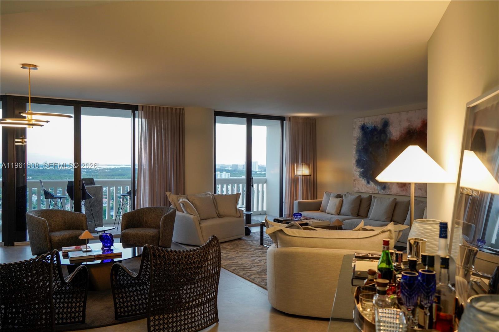 2000 ISL BLVD WILLIAMS IS - Residential