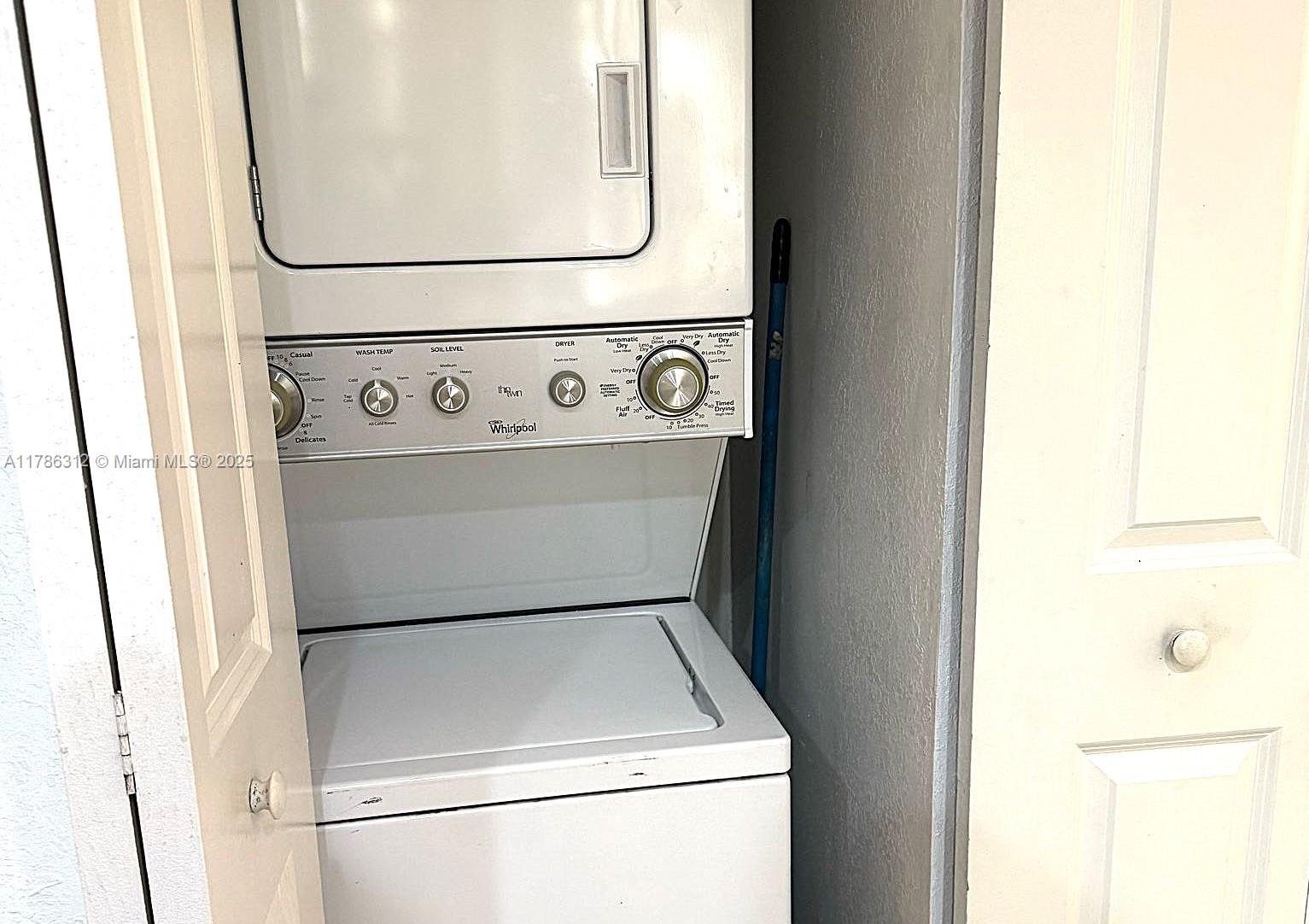 SAN MARCO CONDO - Residential