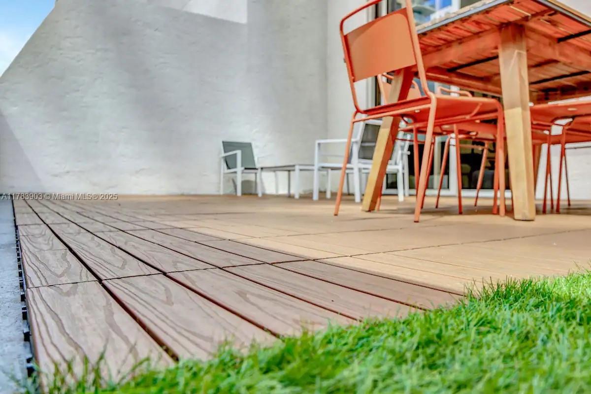 THE CLUB AT BRICKELL BAY - Residential