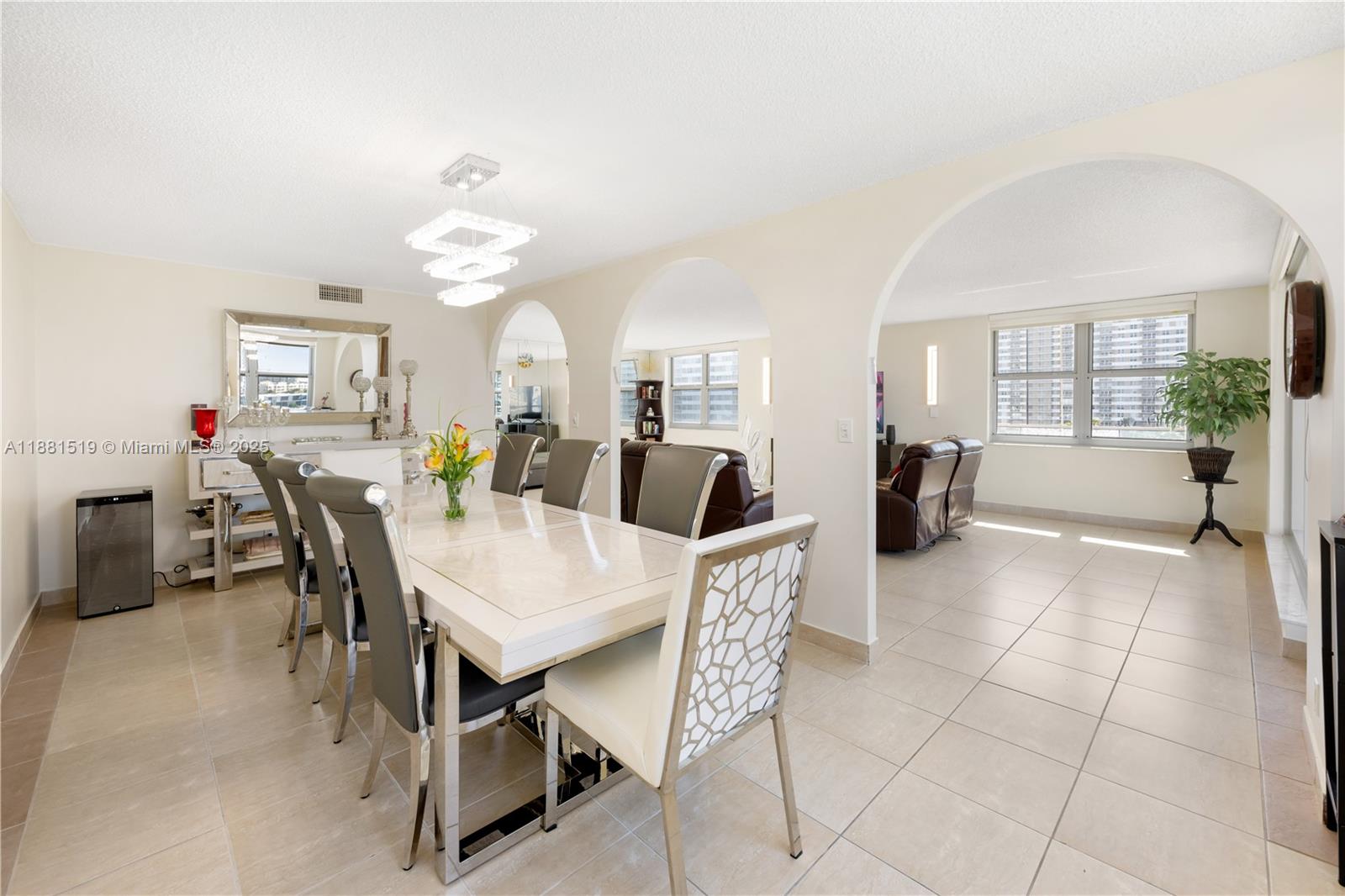 MALAGA TOWERS CONDO - Residential Lease