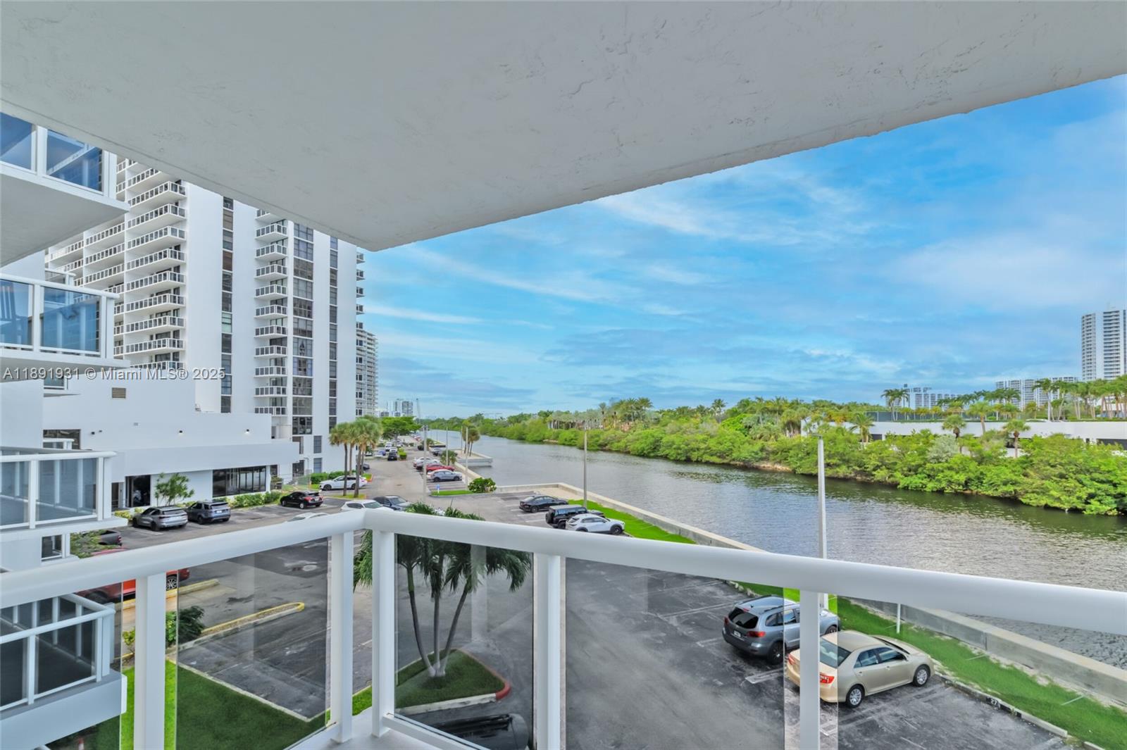 WATERVIEW CONDO - Residential