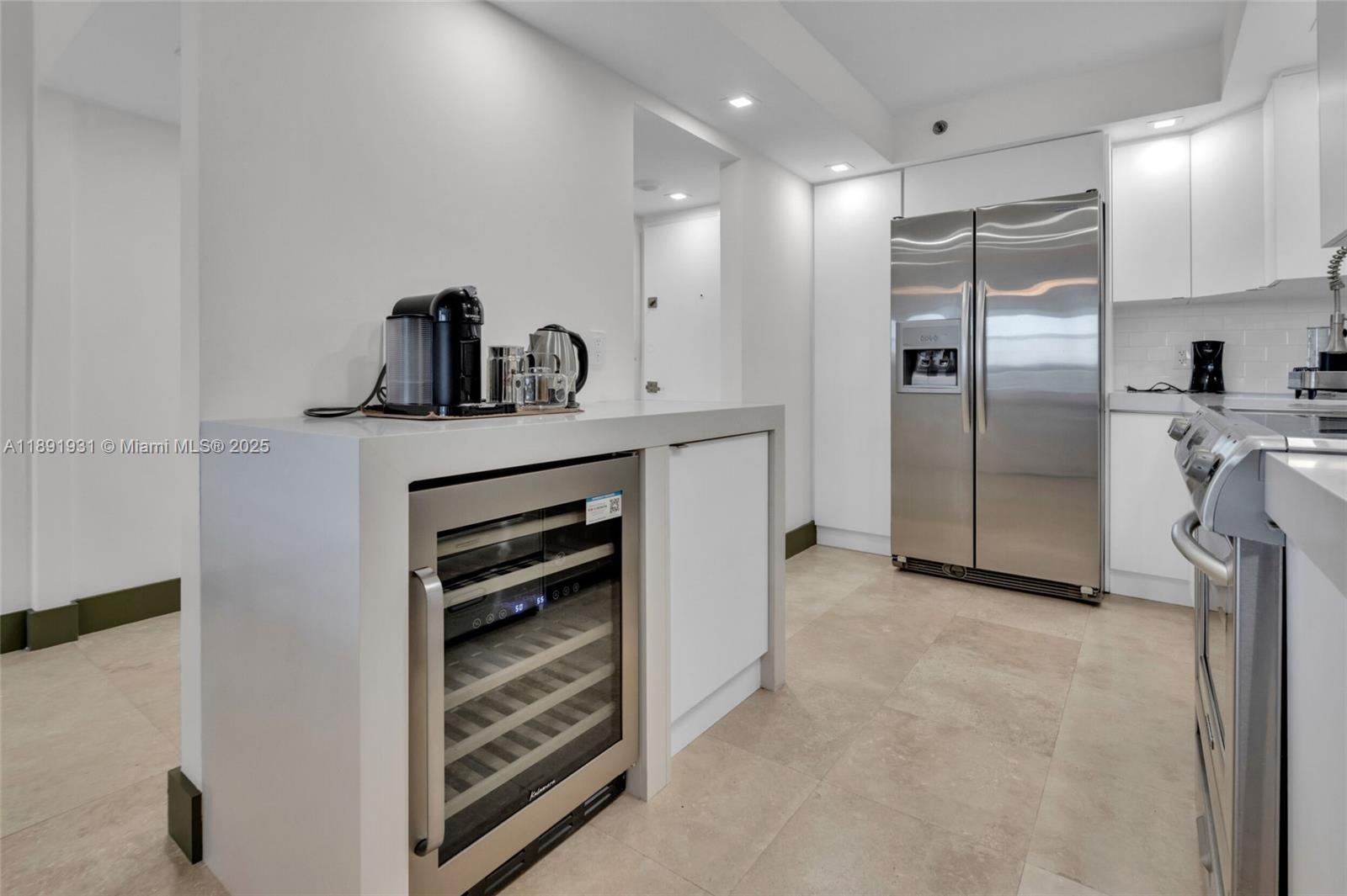 WATERVIEW CONDO - Residential
