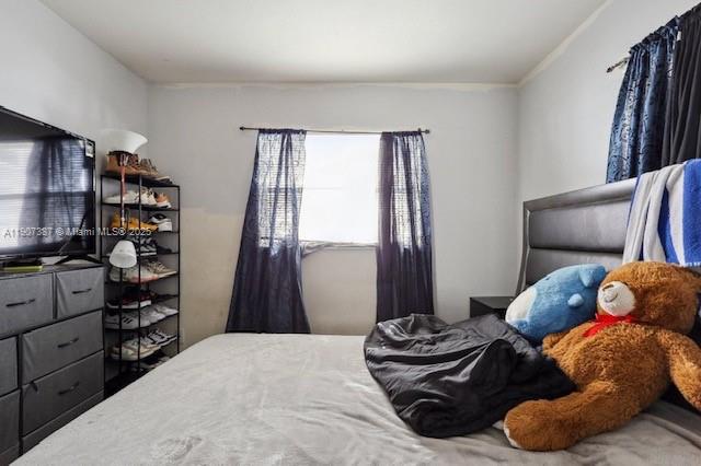 CYPRESS PLAZA ANNEX - Residential Income