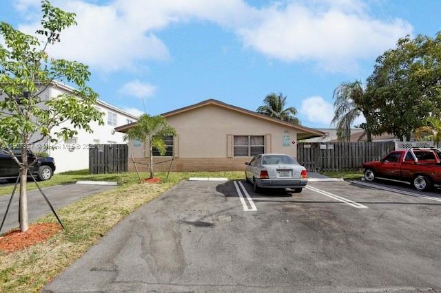 CYPRESS PLAZA ANNEX - Residential Income