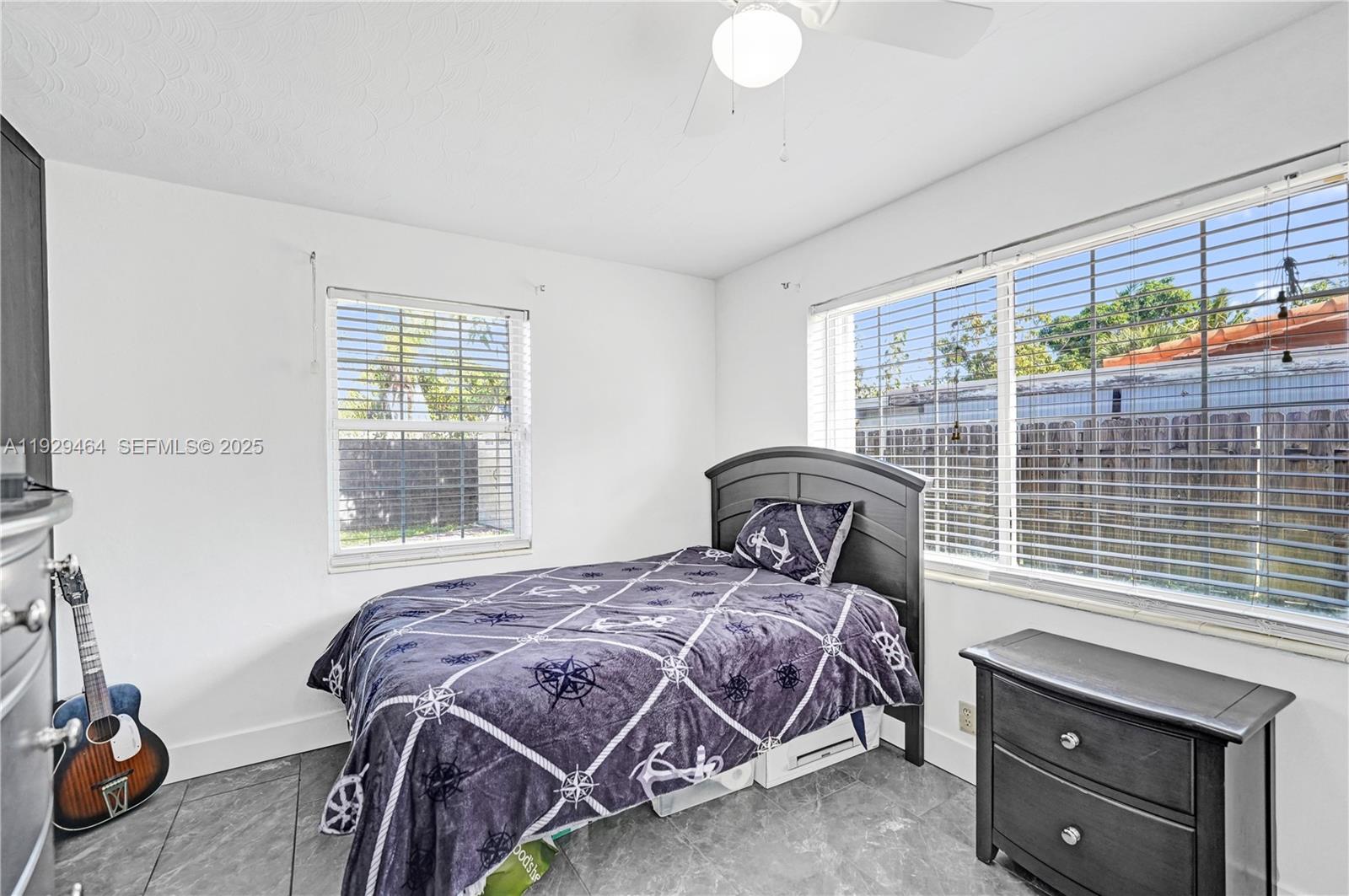 CRESTHAVEN NO 8 - Residential