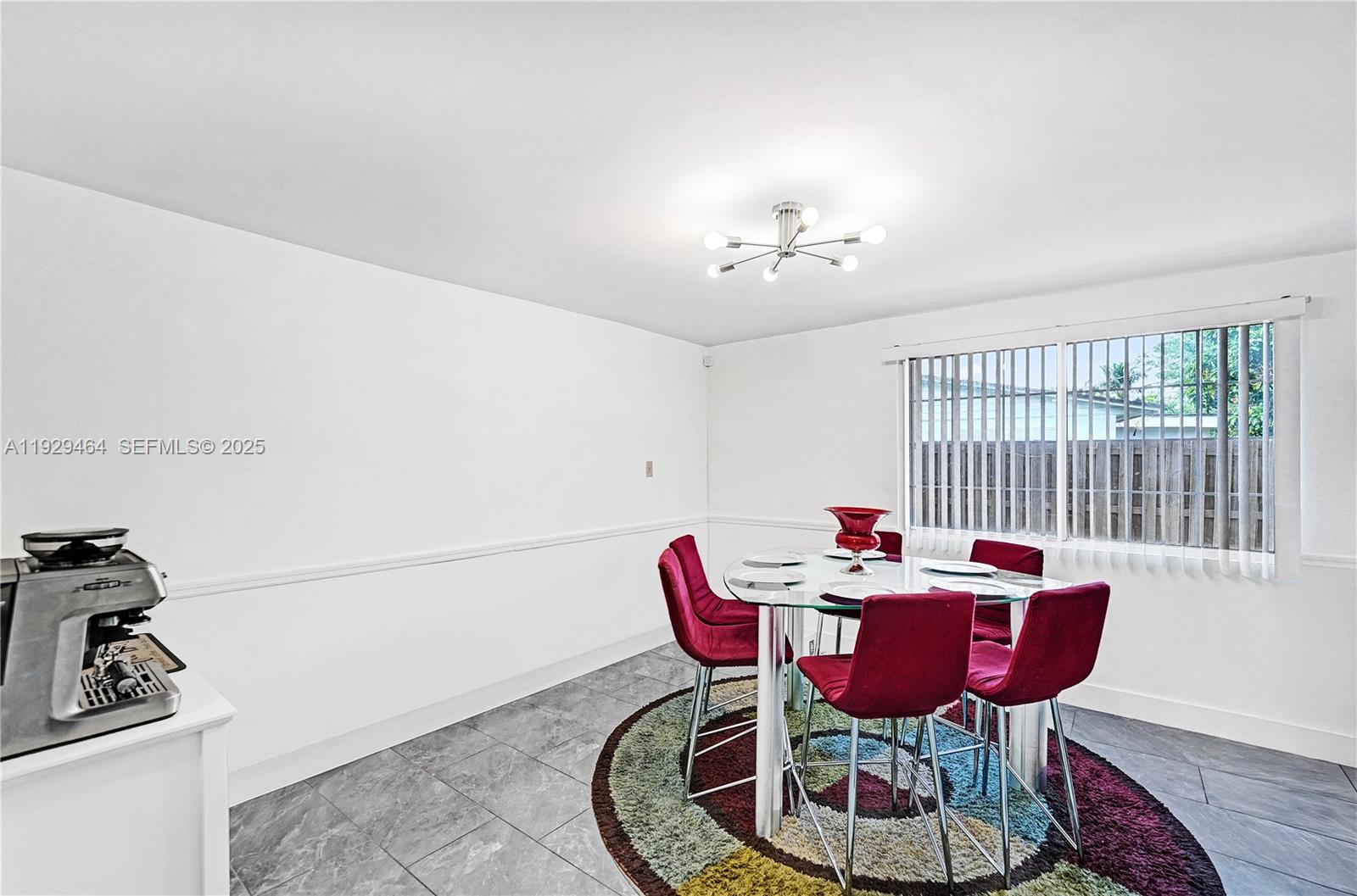 CRESTHAVEN NO 8 - Residential