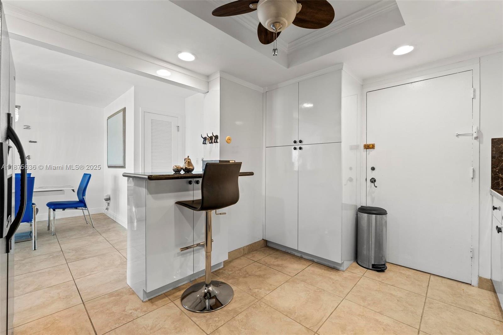 ALLINGTON TOWERS CONDO - Residential