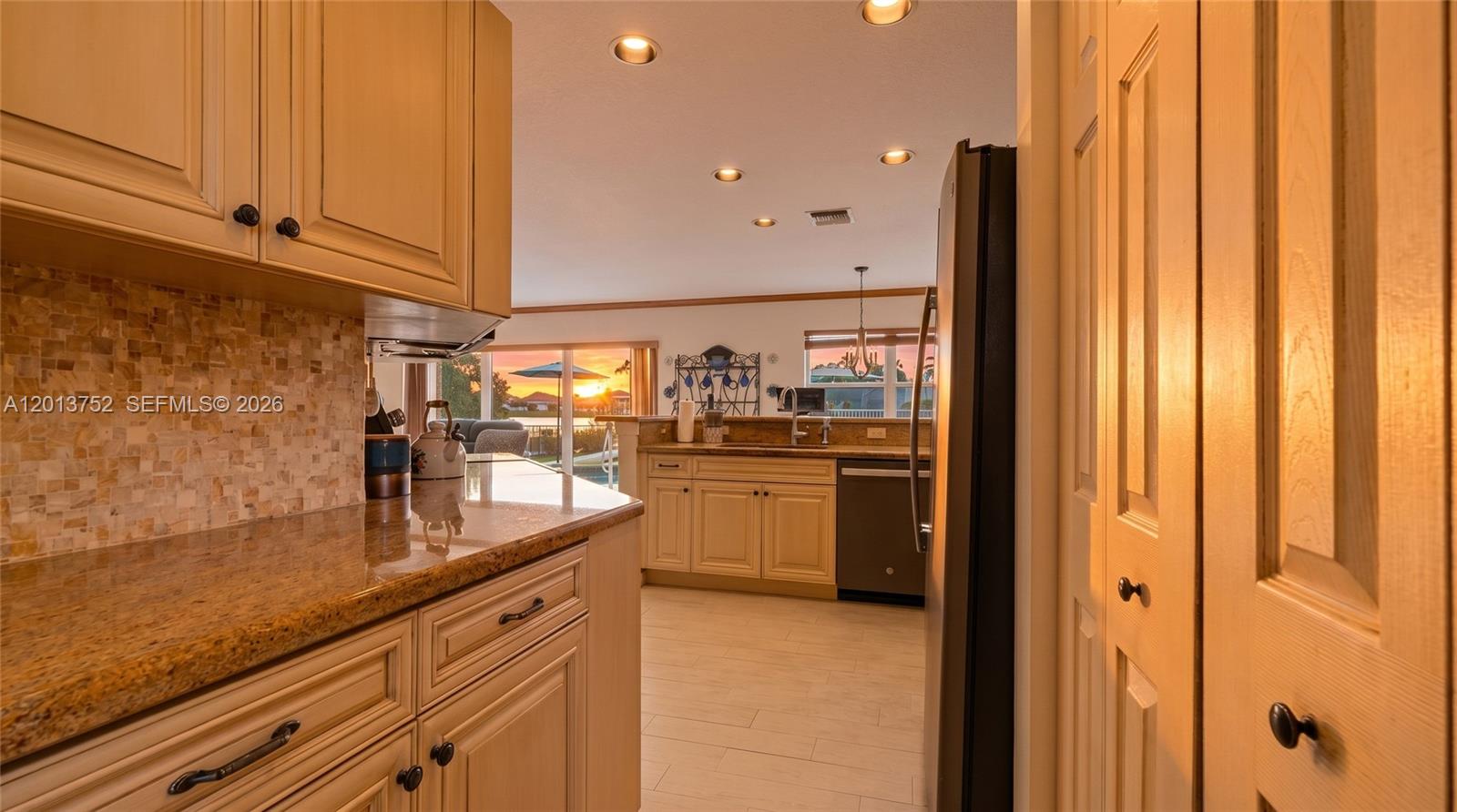 AMBER-RUBY COVE PLAT - Residential