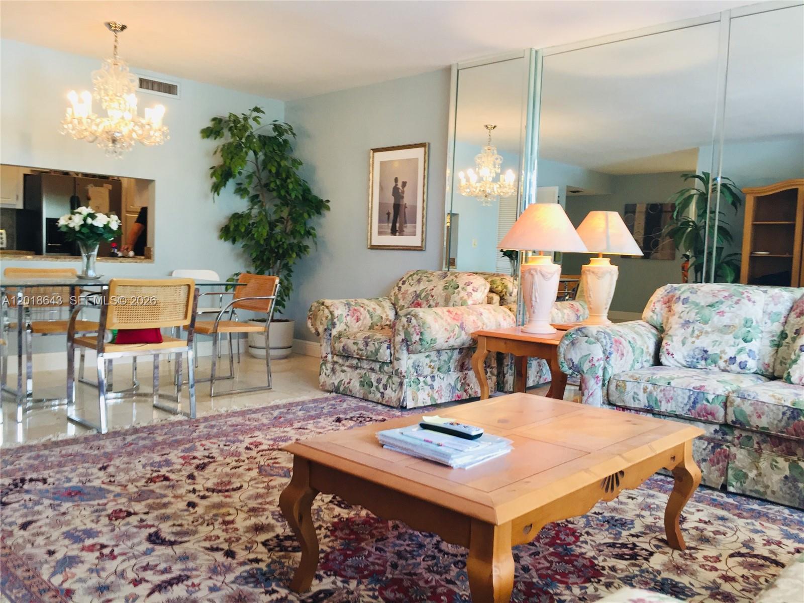 Commodore Club South Cond - Residential