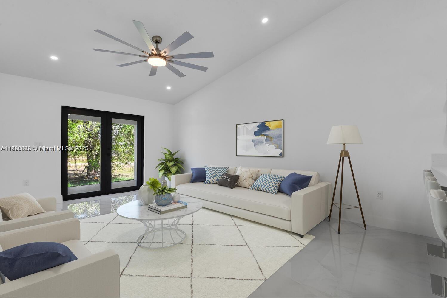 LEHIGH ESTATES - Residential Income