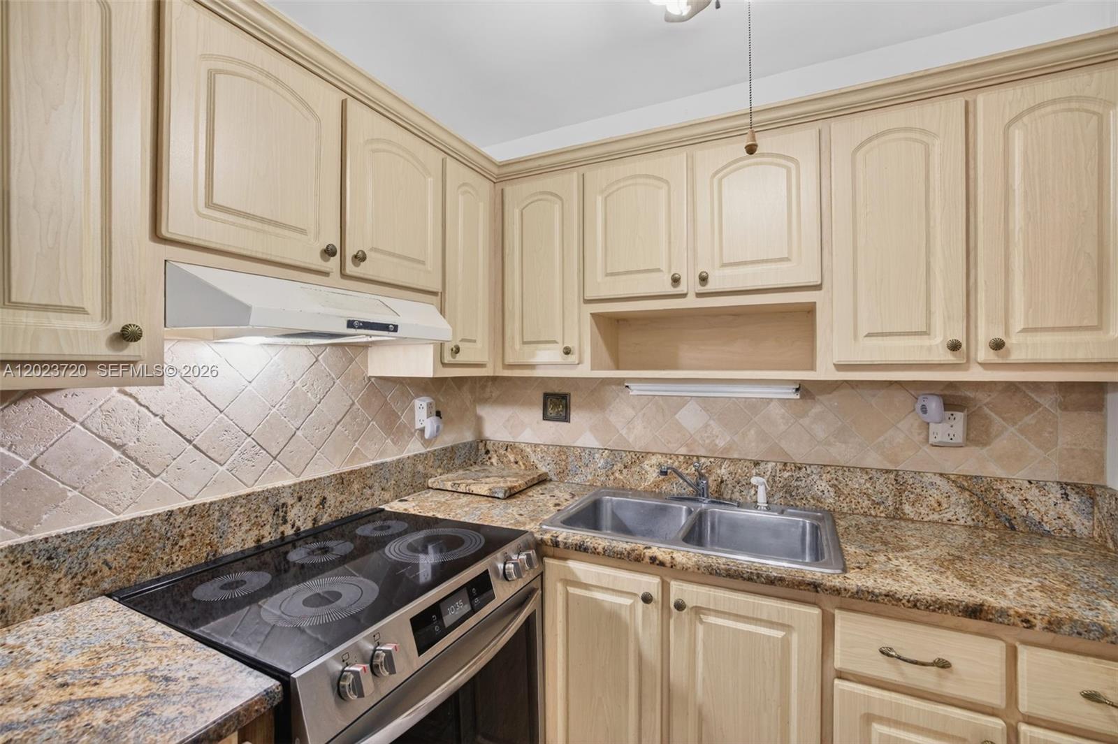 RIVER SHORES CONDO - Residential