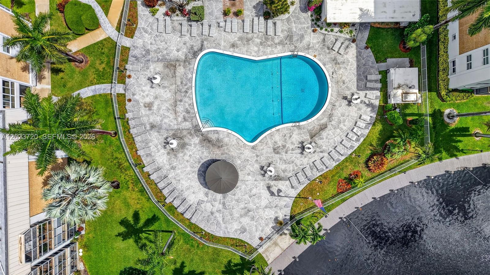RIVER SHORES CONDO - Residential