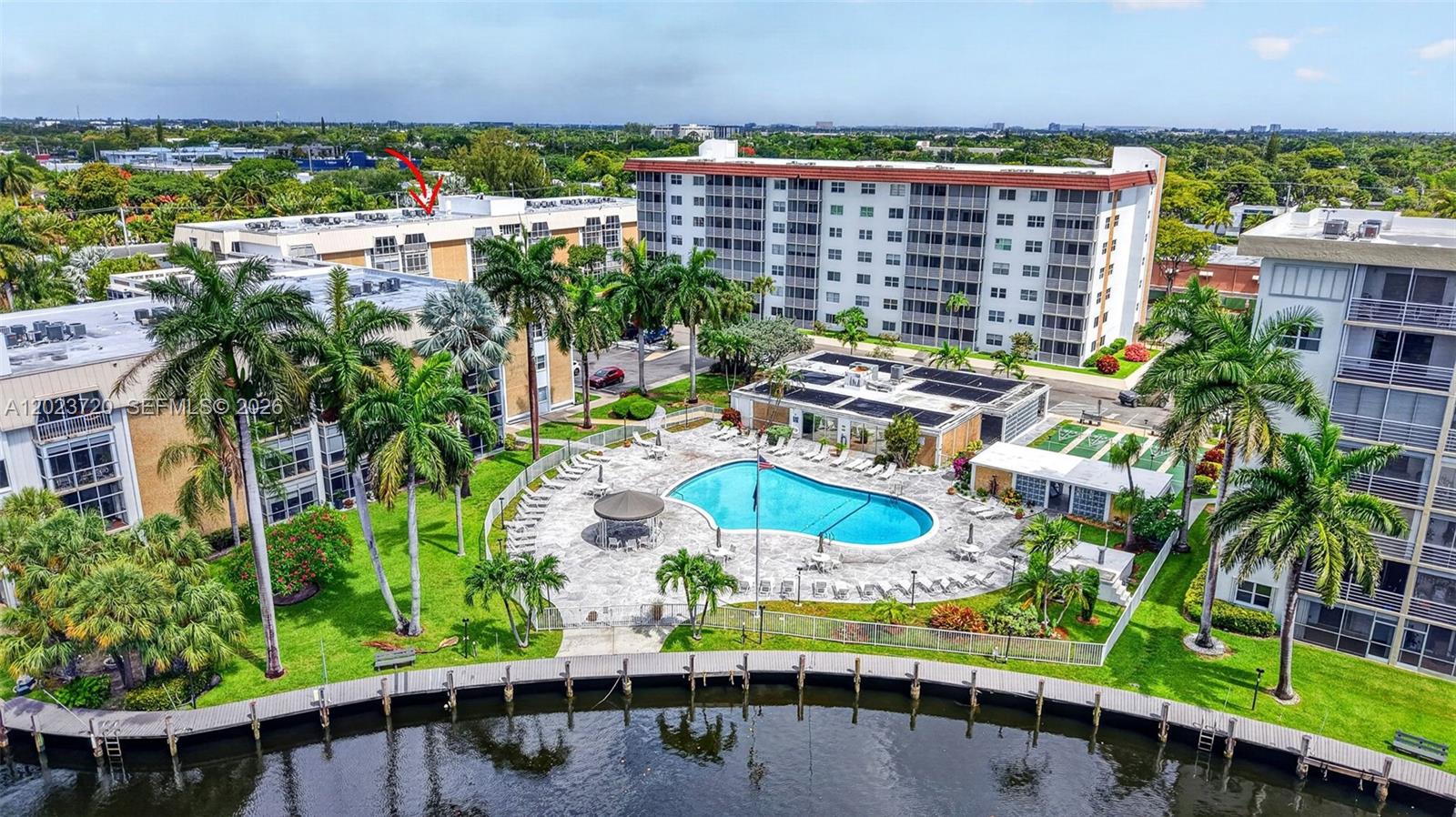 RIVER SHORES CONDO - Residential
