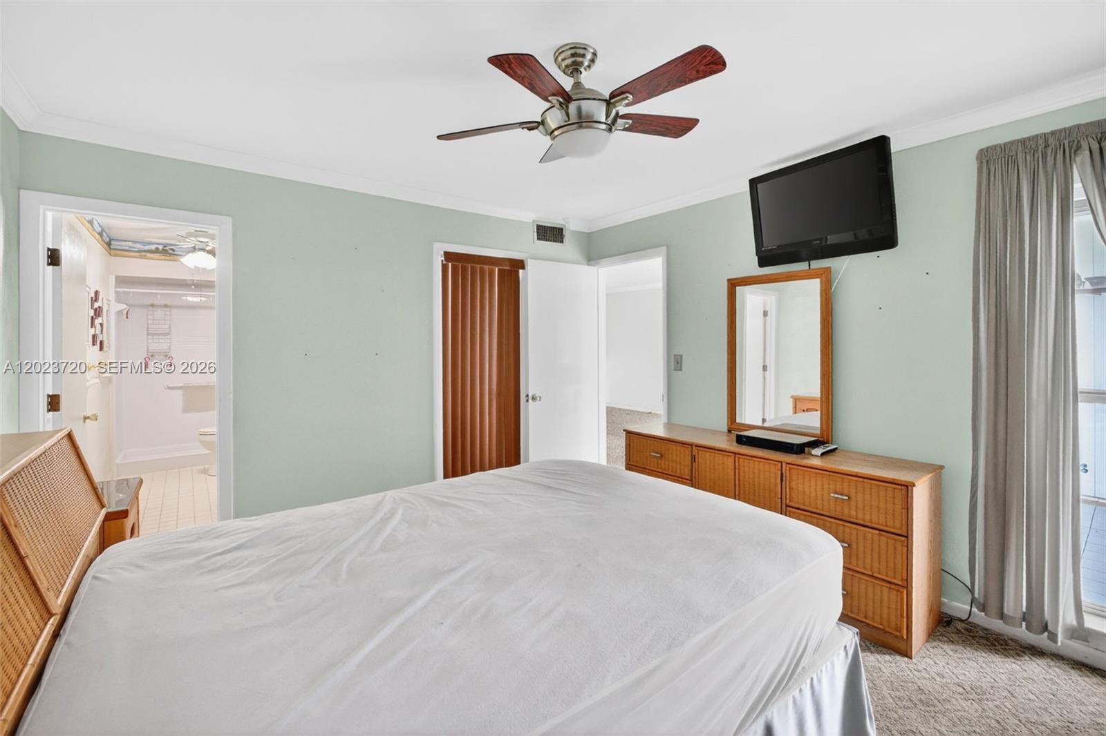 RIVER SHORES CONDO - Residential