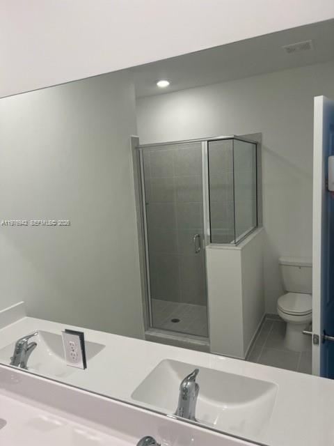 KEYS GATE RESIDENTIAL - Residential Lease