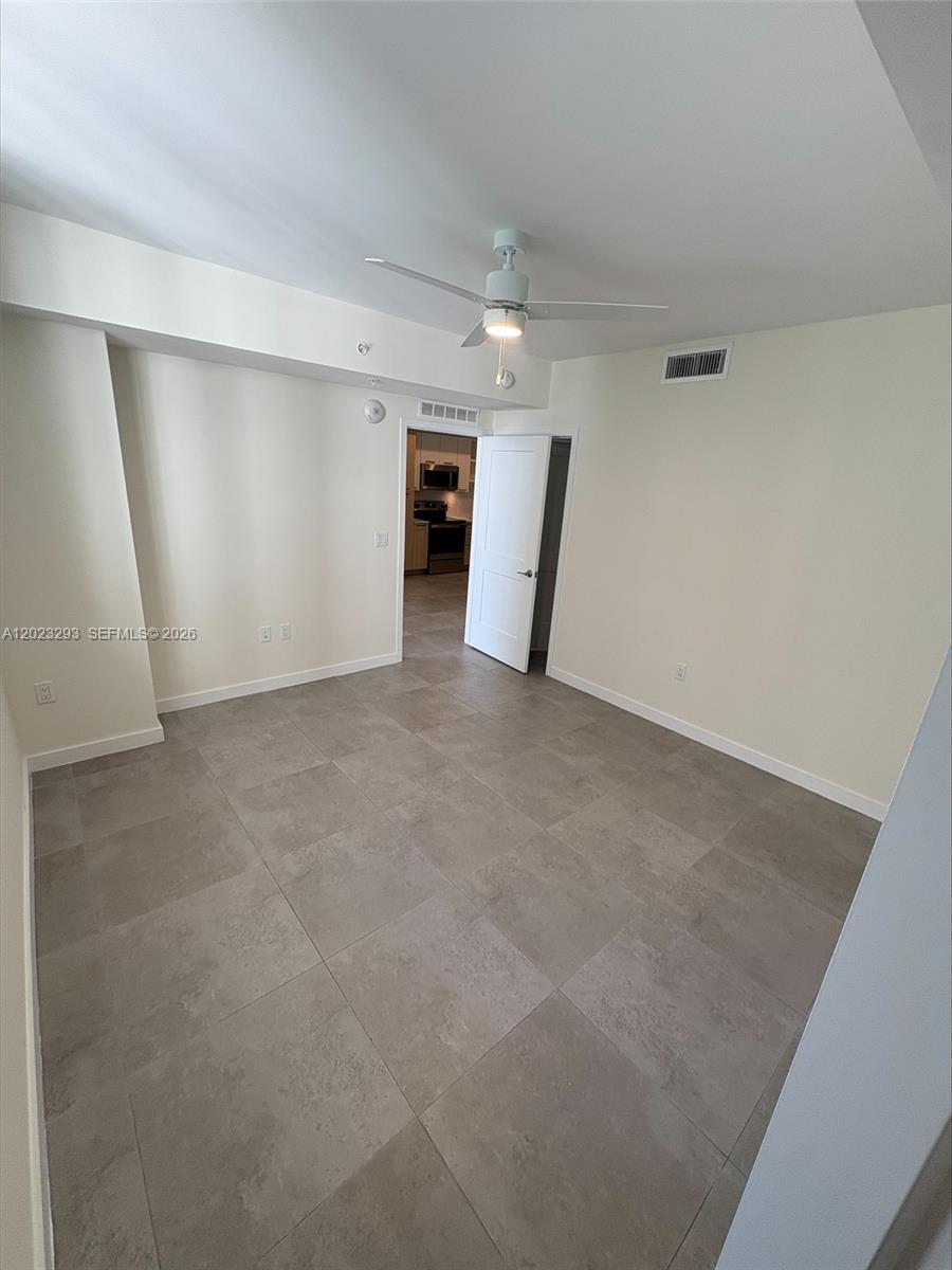 16395 Biscayne Blvd 1311