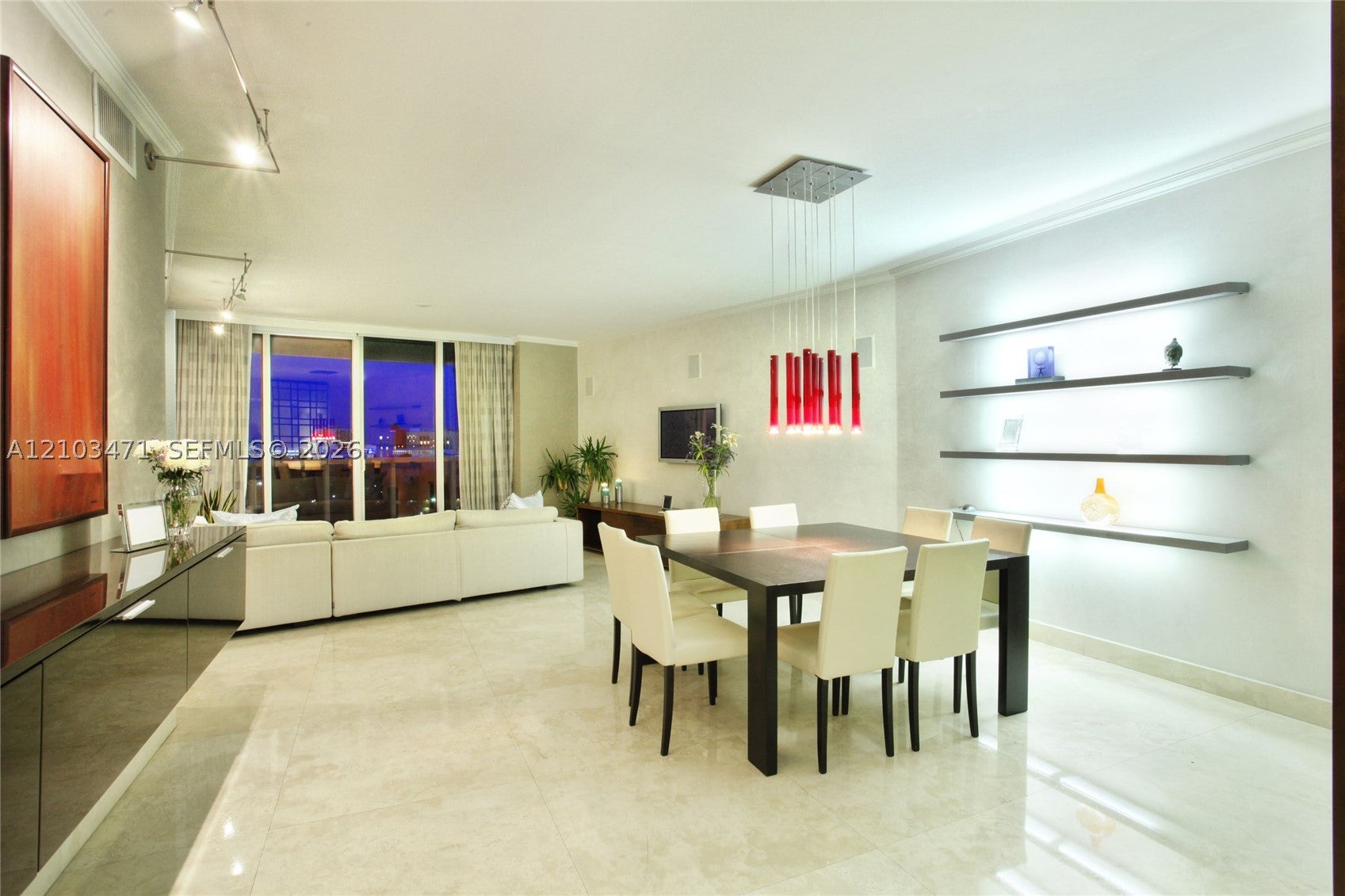 400 Alton Rd 811