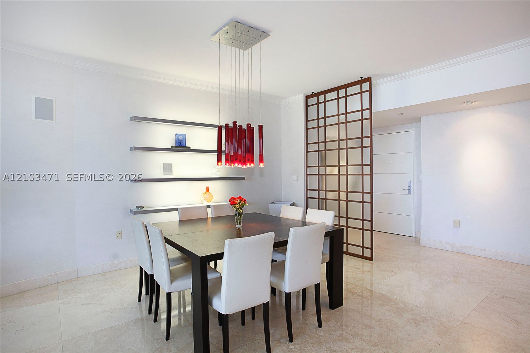 400 Alton Rd 811