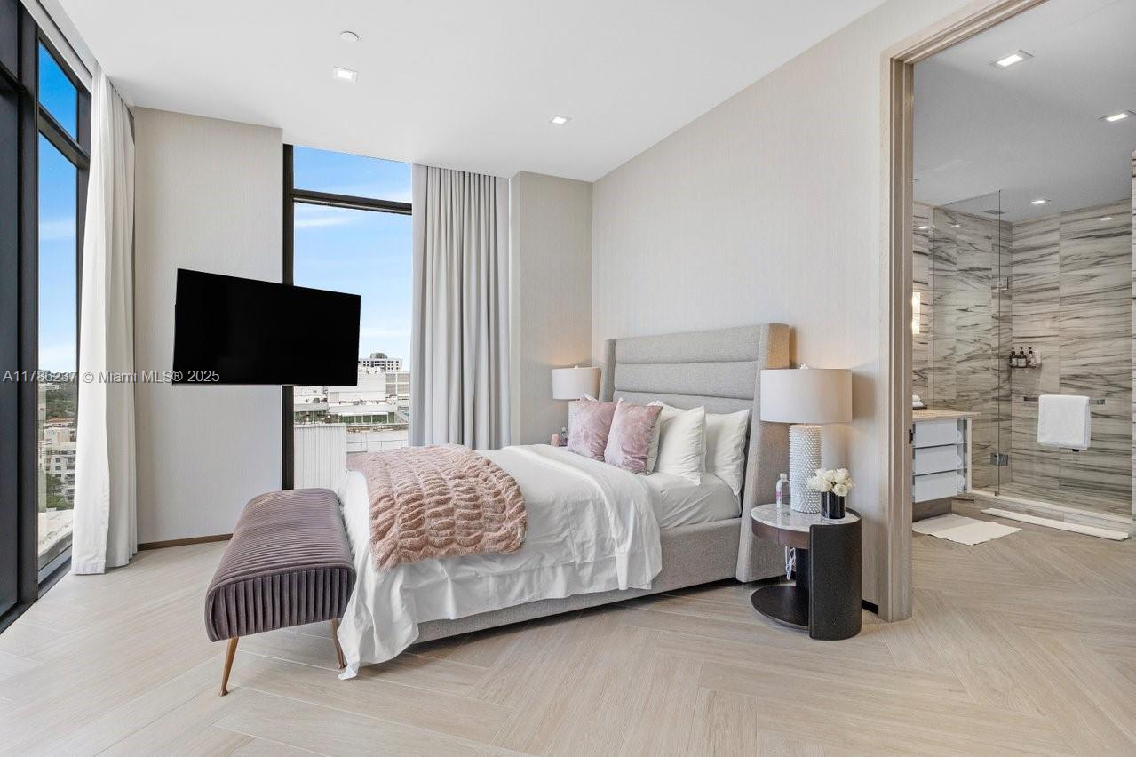 2201 COLLINS AVE CONDO - Residential