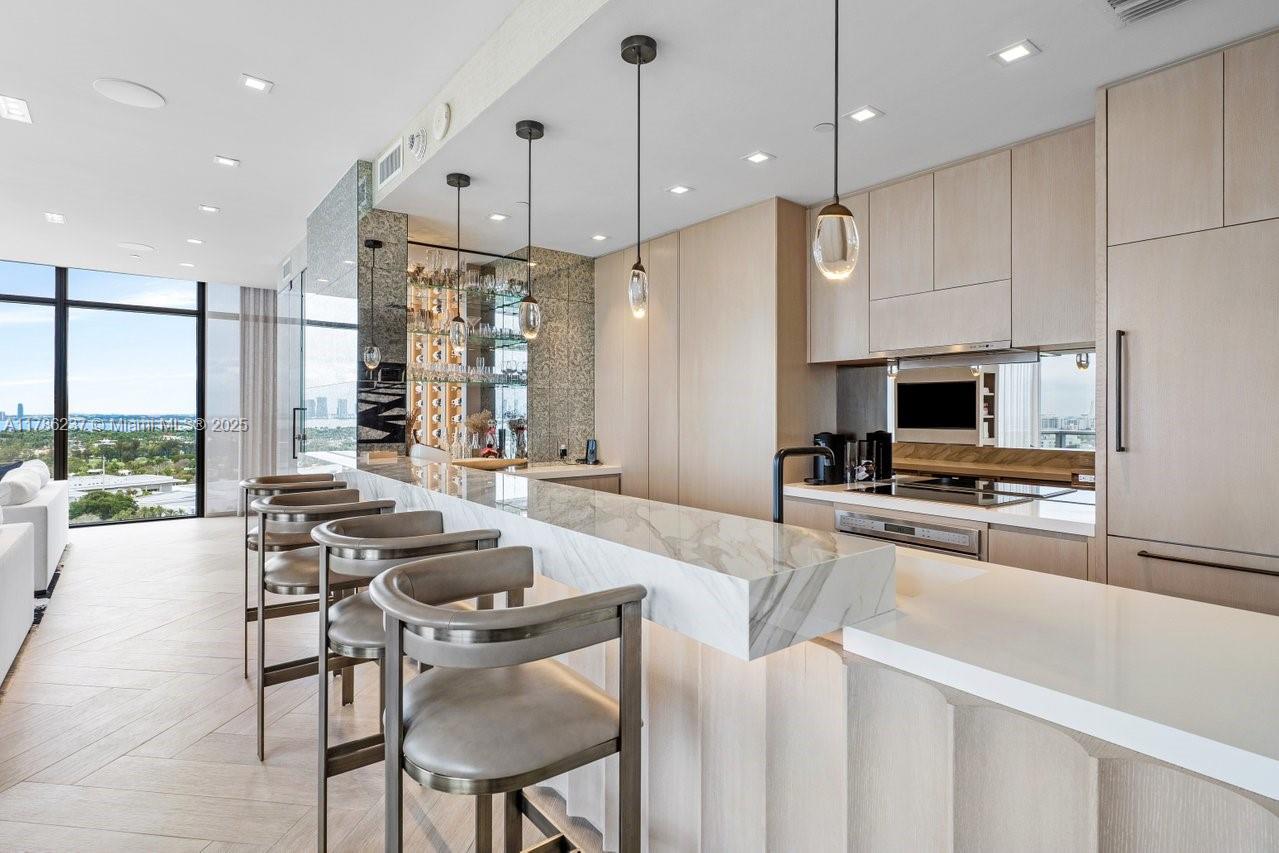 2201 COLLINS AVE CONDO - Residential