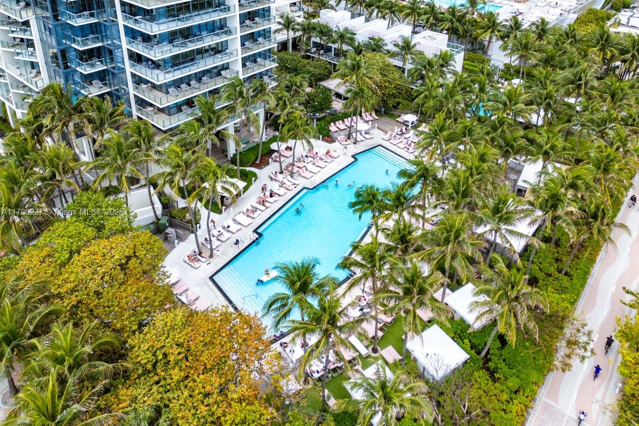 2201 COLLINS AVE CONDO - Residential