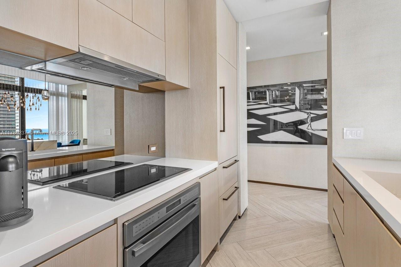 2201 COLLINS AVE CONDO - Residential