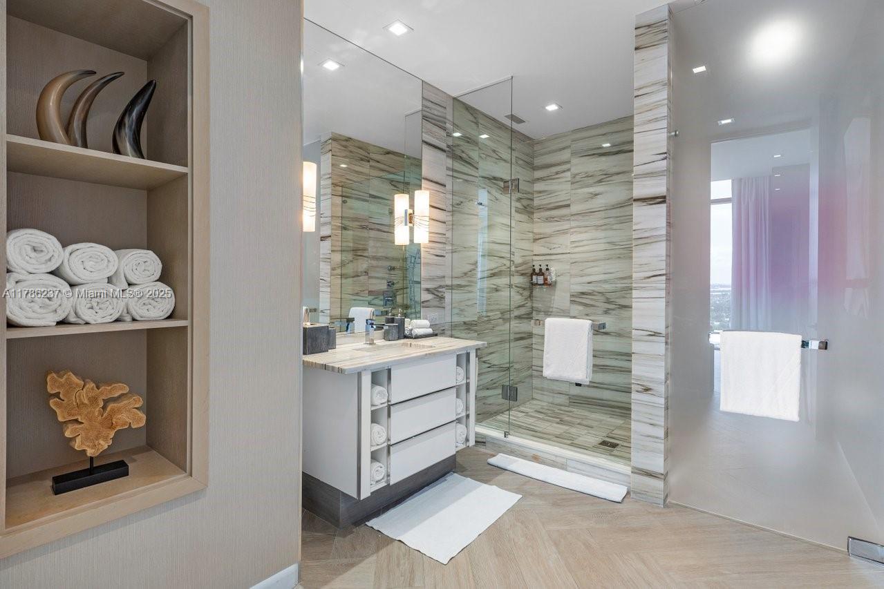 2201 COLLINS AVE CONDO - Residential