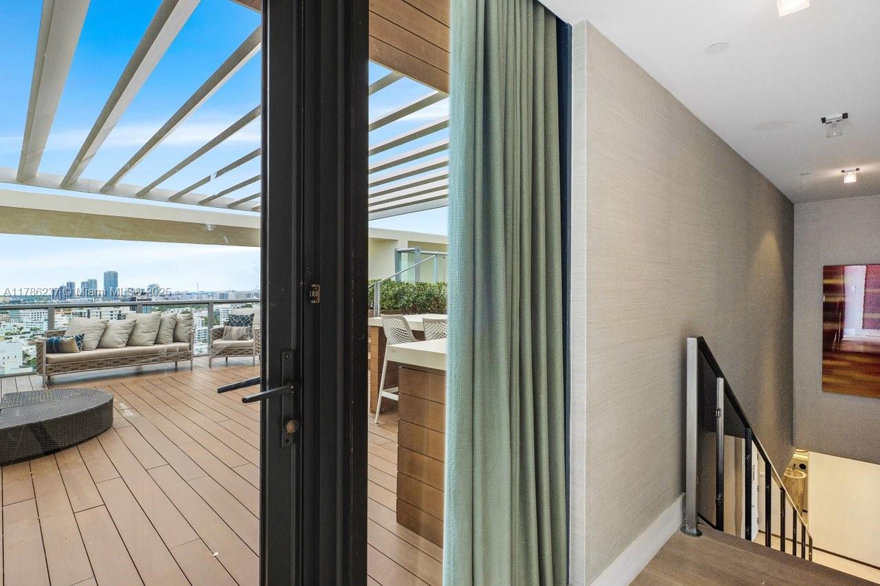 2201 COLLINS AVE CONDO - Residential
