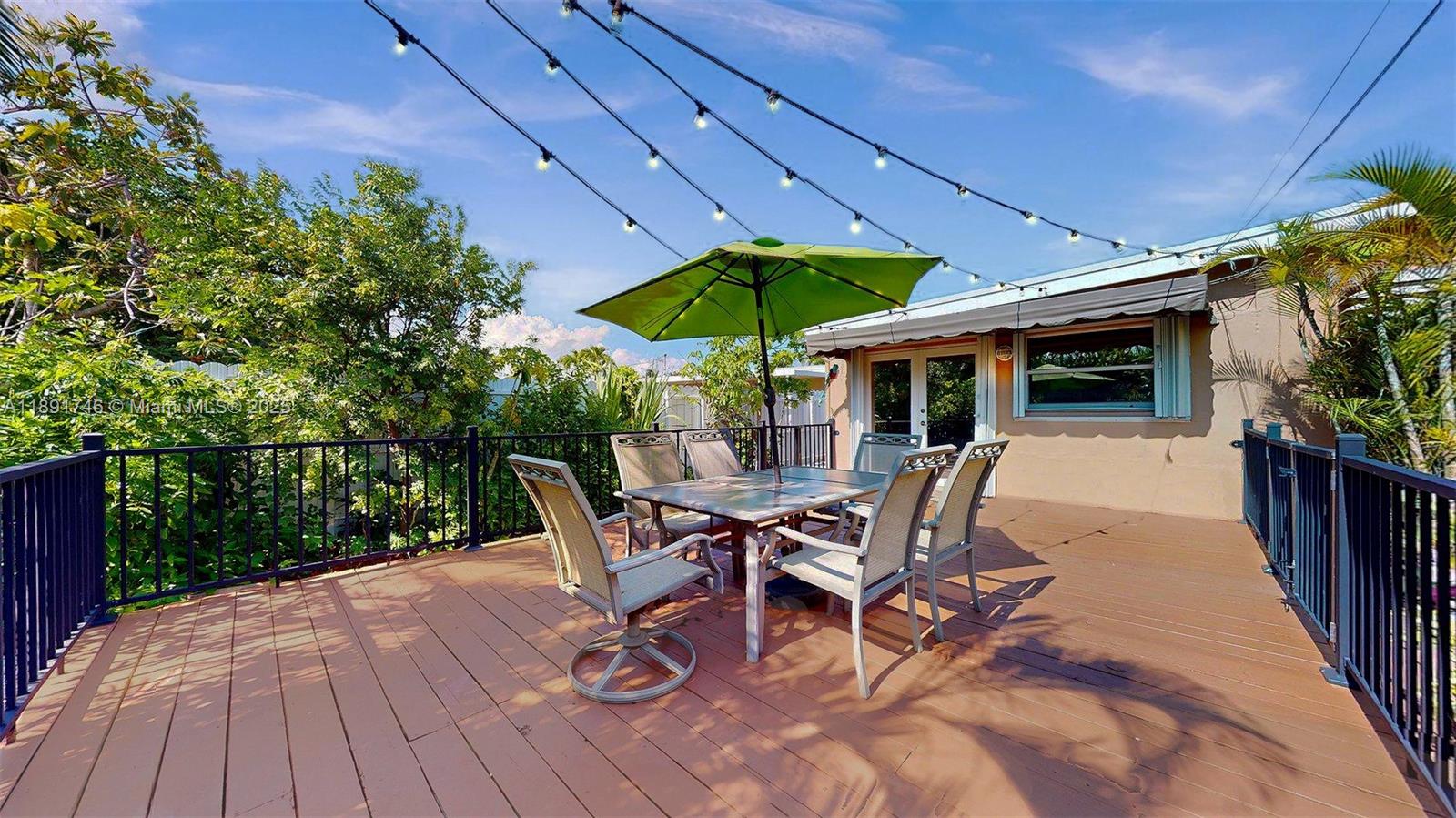 WESTWOOD LAKE 5TH ADDN - Residential