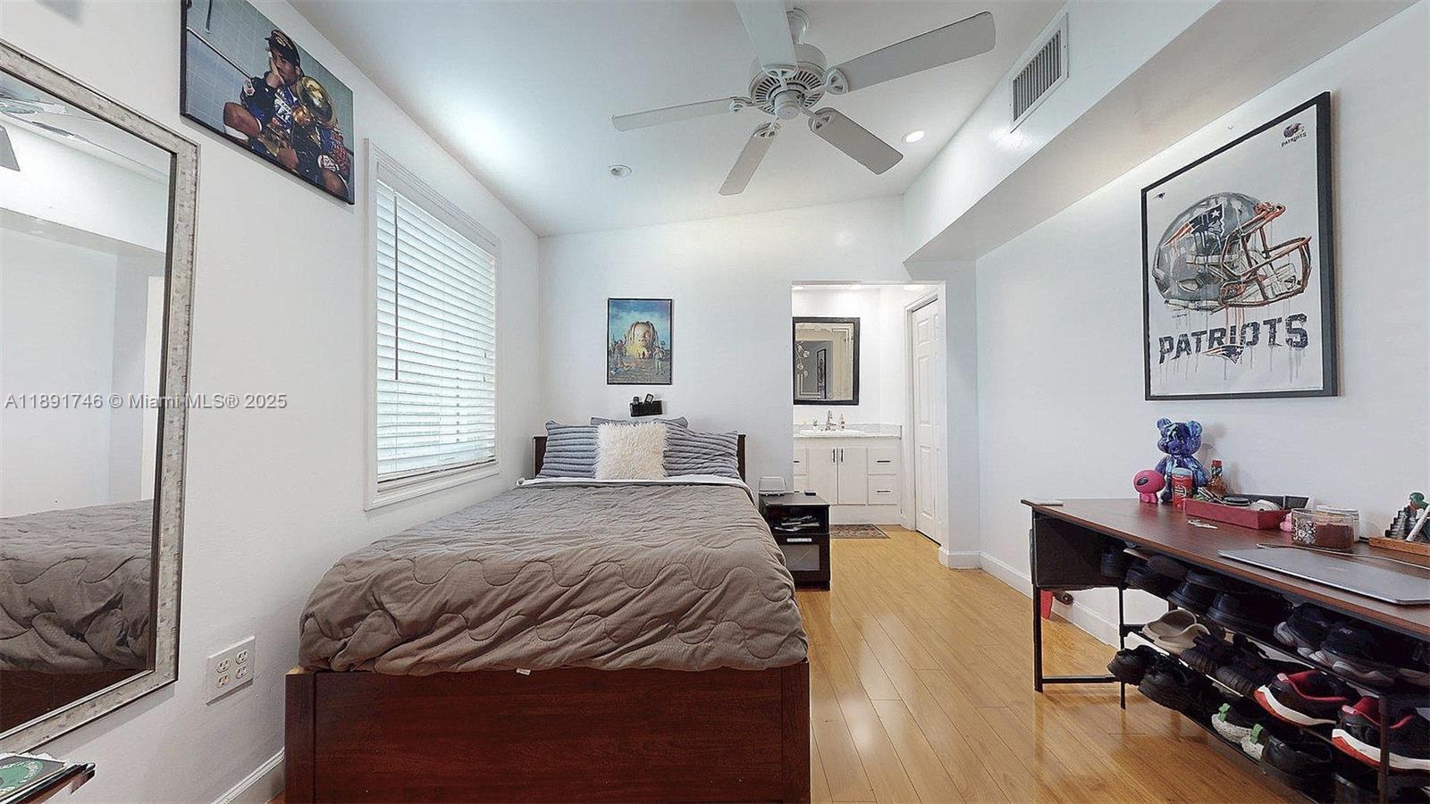 WESTWOOD LAKE 5TH ADDN - Residential